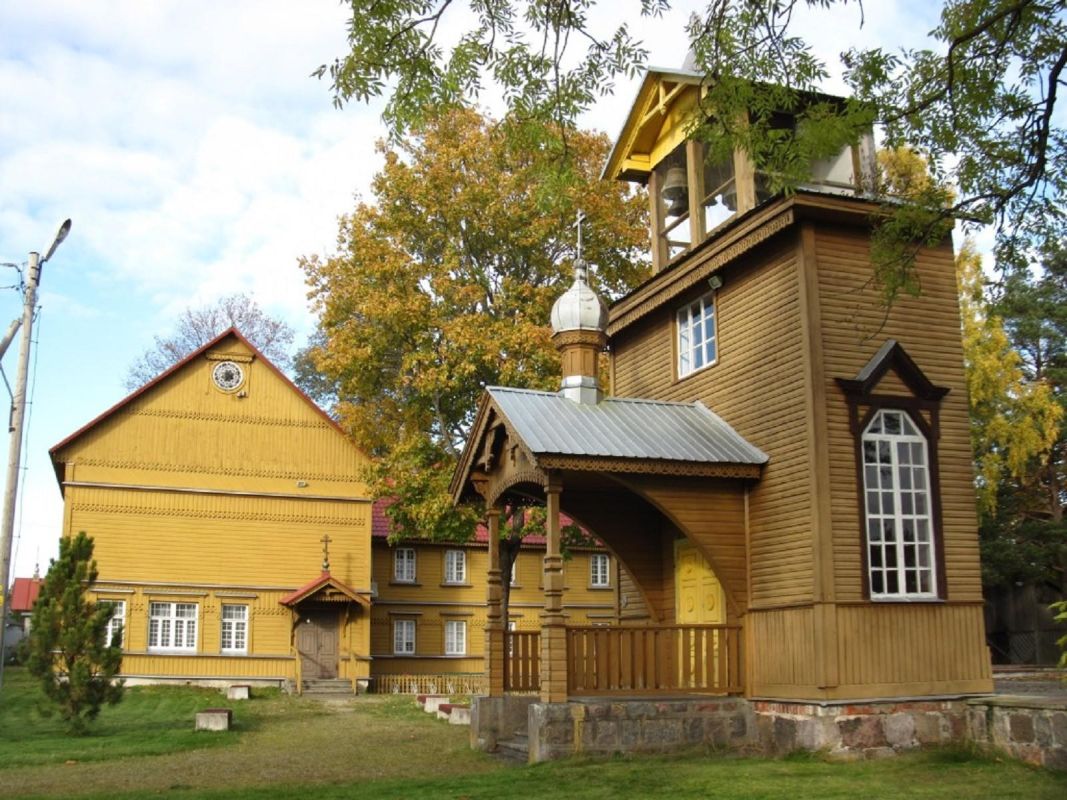 Молельный дом староверов в деревне Рая