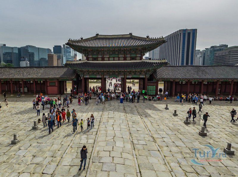 Дворец Кёнбоккун (Дворец Кёнбок)