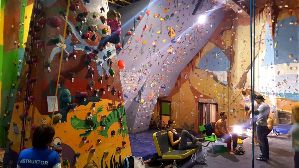 Центр скалолазания Reni Sport