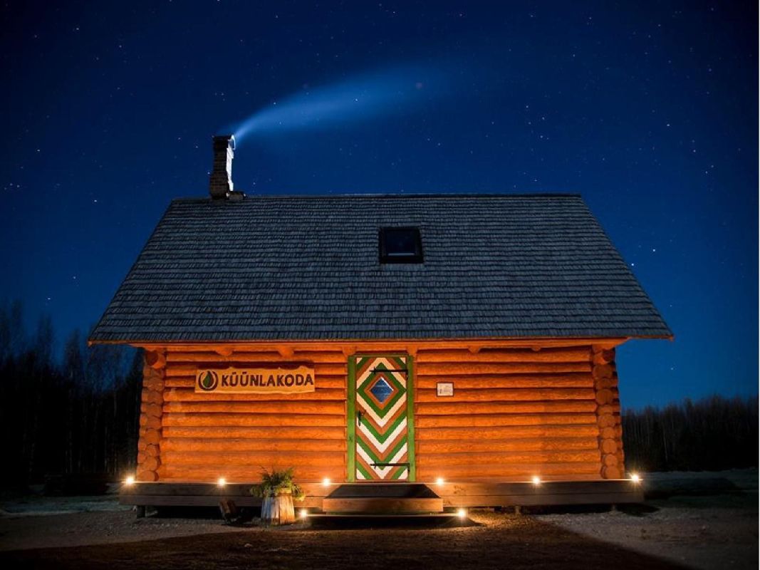 Магазин при свечной мастерской Wiera