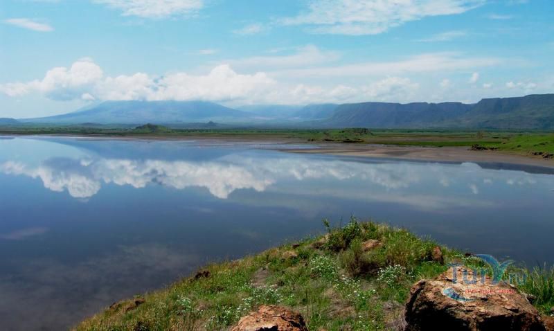 Озеро Натрон