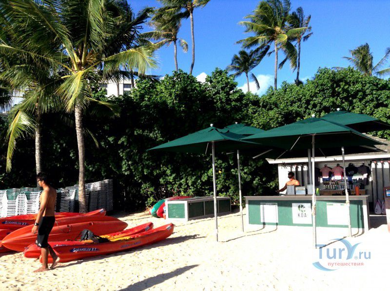 Пляж Fort DeRussy Beach на Вайкики