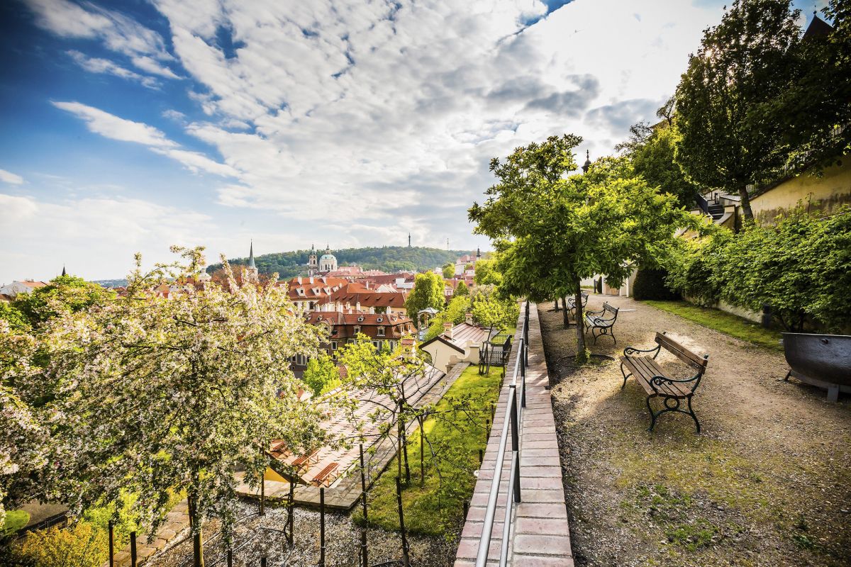 Дворцовые сады под Пражским Градом