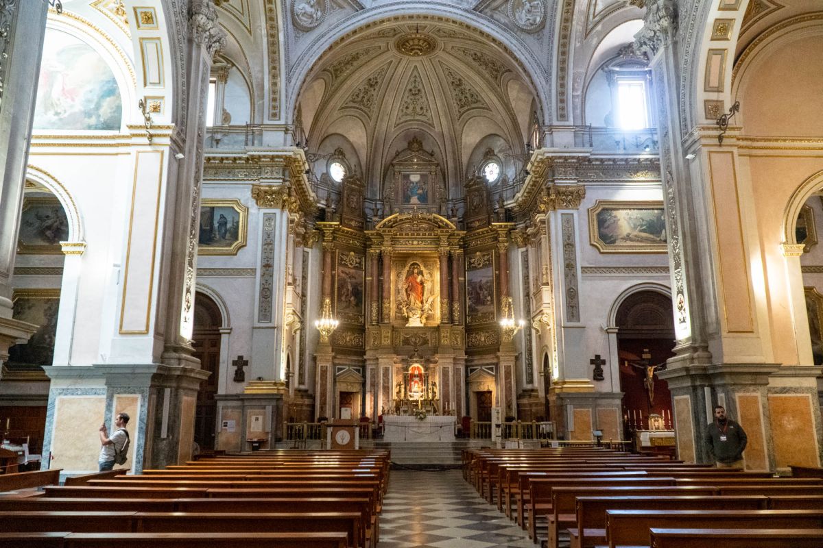 Базилика дель Саграт Кор де Хесус (Базилика Святого Сердца Иисуса)