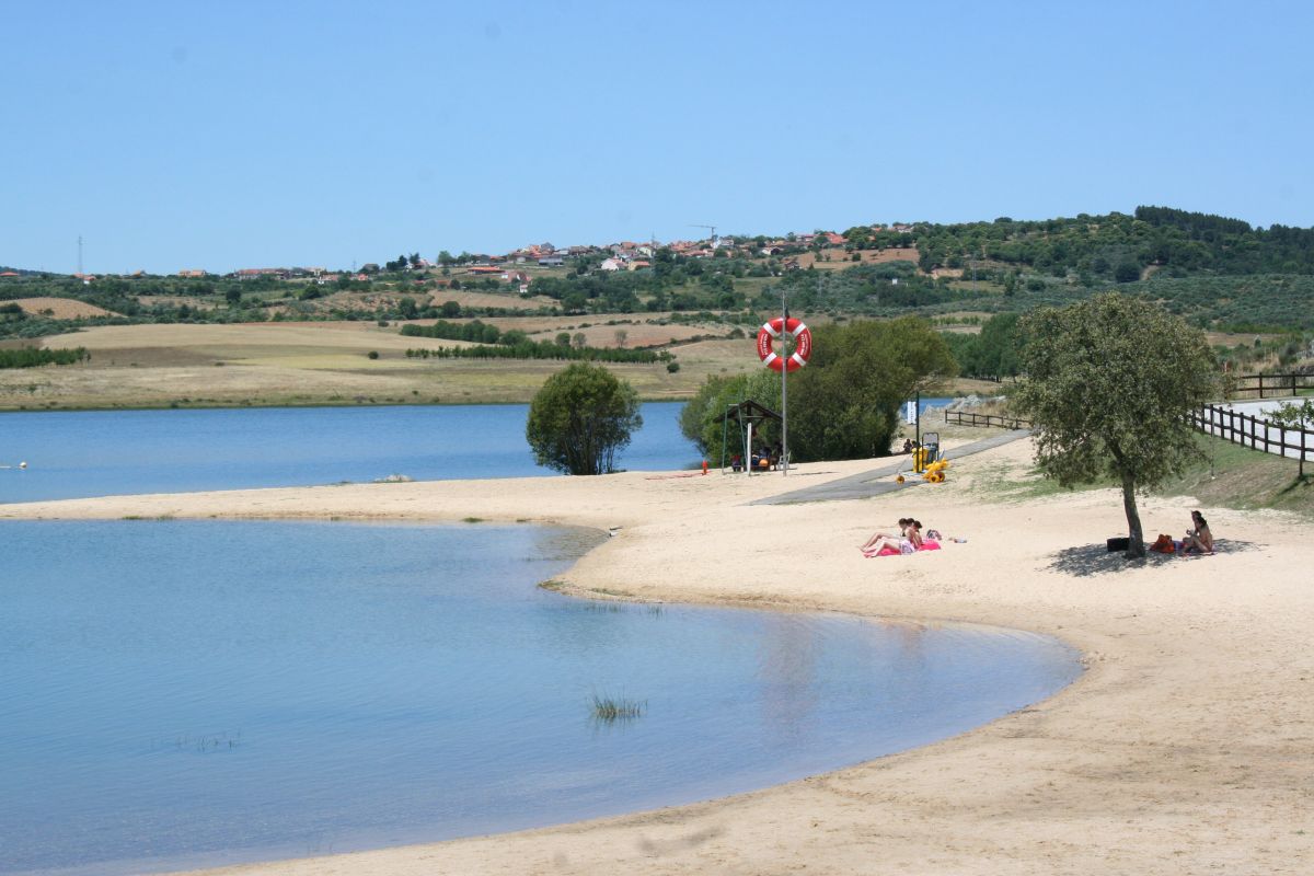 Речной пляж Фрага-да-Пегада