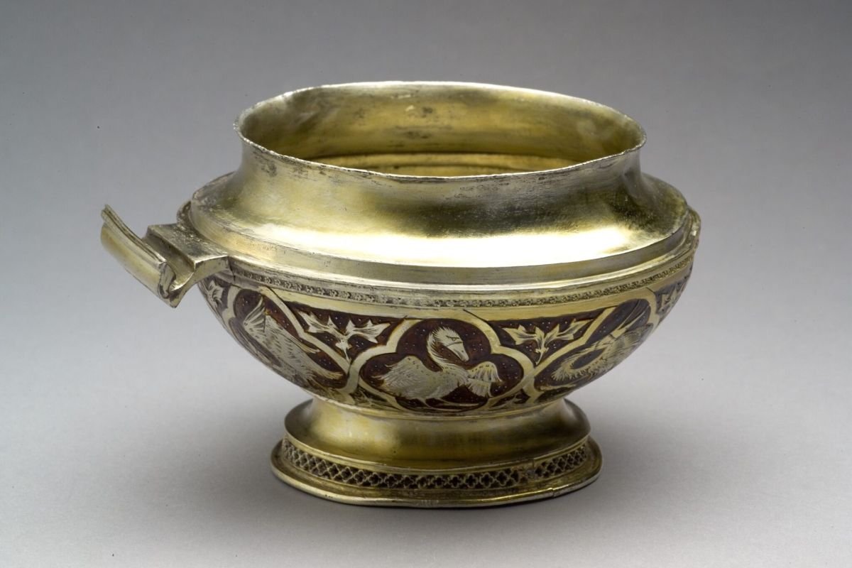 Выставка ИСКУССТВО, ЖИЗНЬ в музее декоративно-прикладного искусства