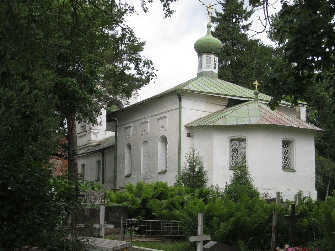 Церковь в Саатсе