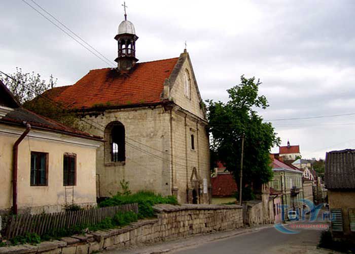 Армянский костел в Бережанах