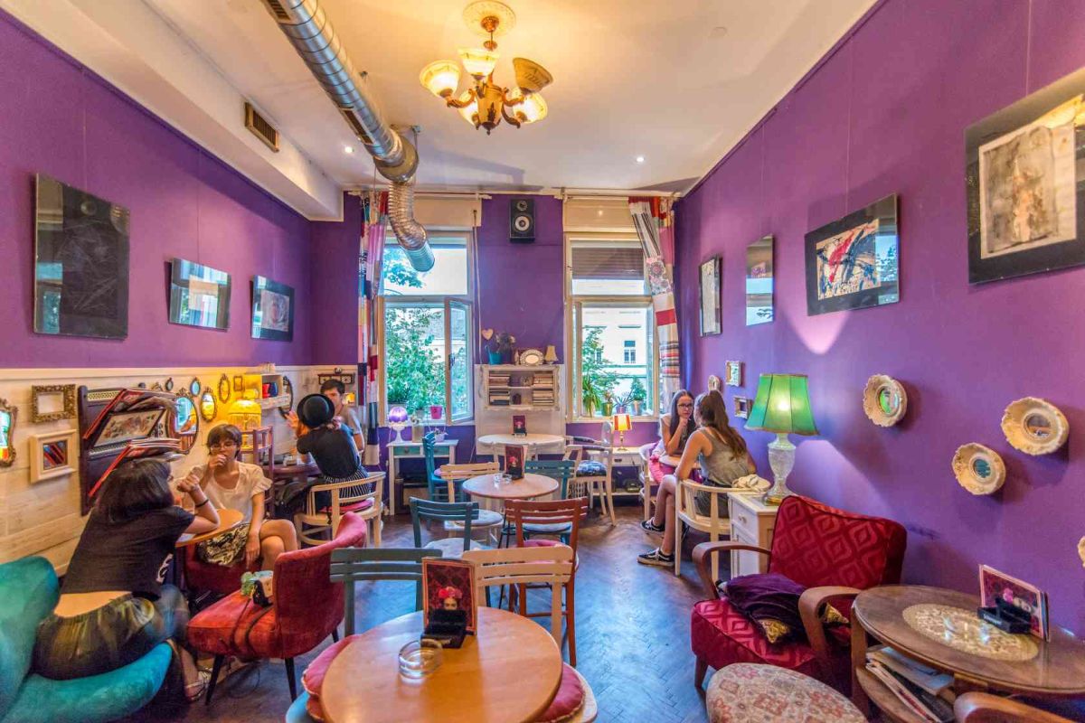 Kafe-galerija: Frida Kahlo