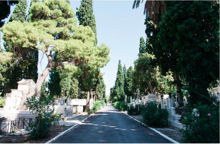 Первое кладбище Афин
