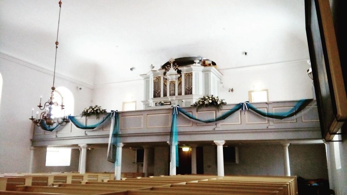 Церковь Святого Креста в Пайде