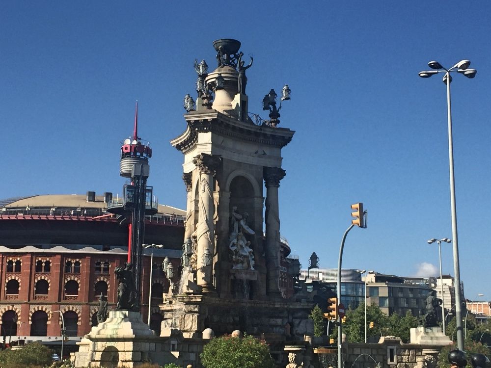 Площадь Испании