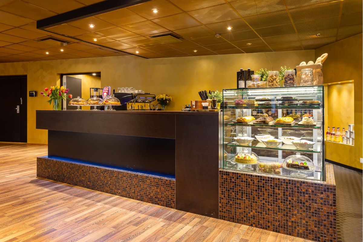 Ресторан и кафе Dzingel