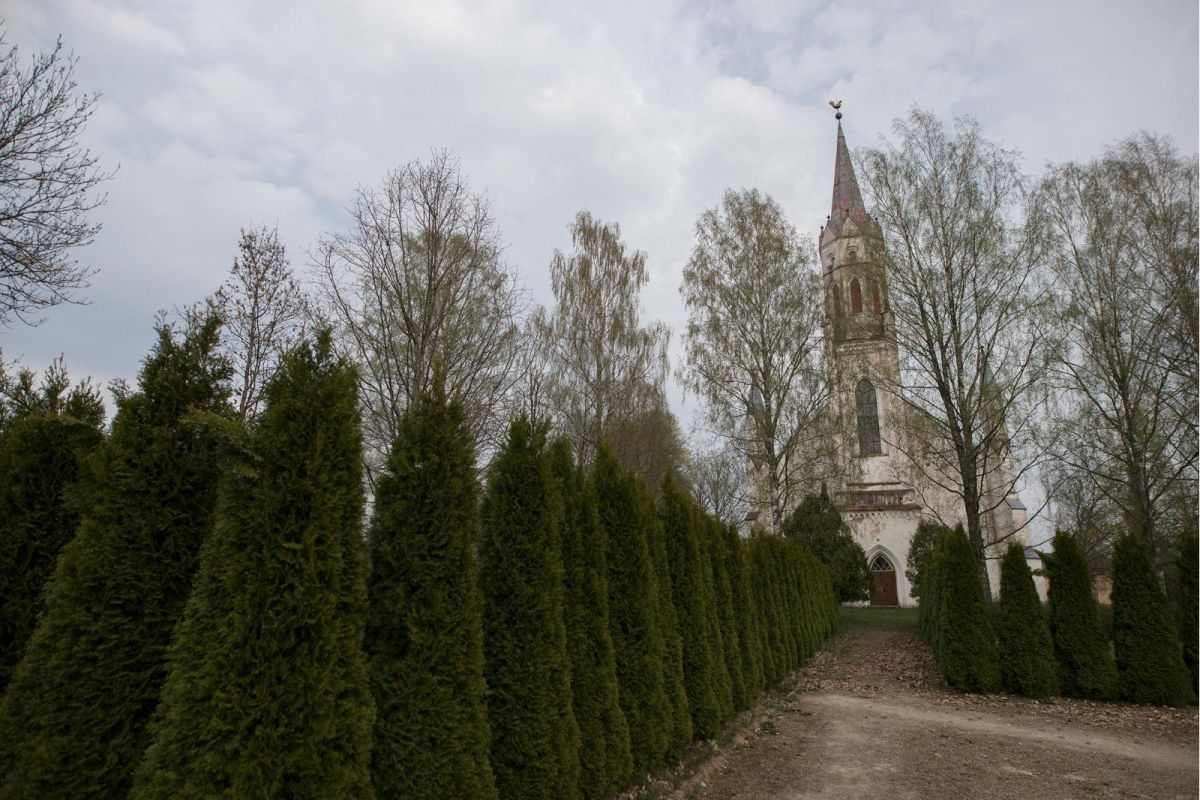 Церковь Девы Марии в Пайсту