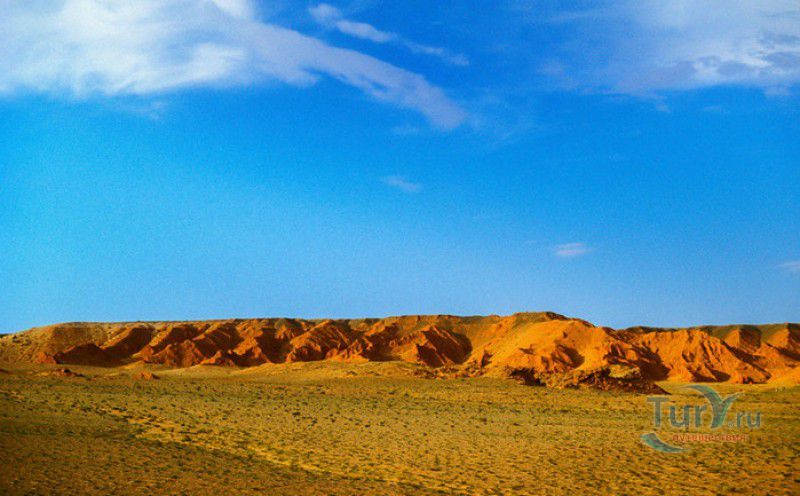 Скалы Баянзаг (Пылающие Скалы)