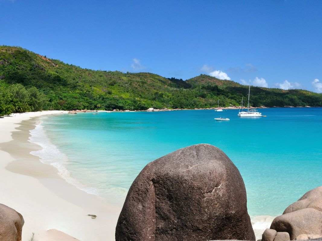 Пляж Анс Лацио