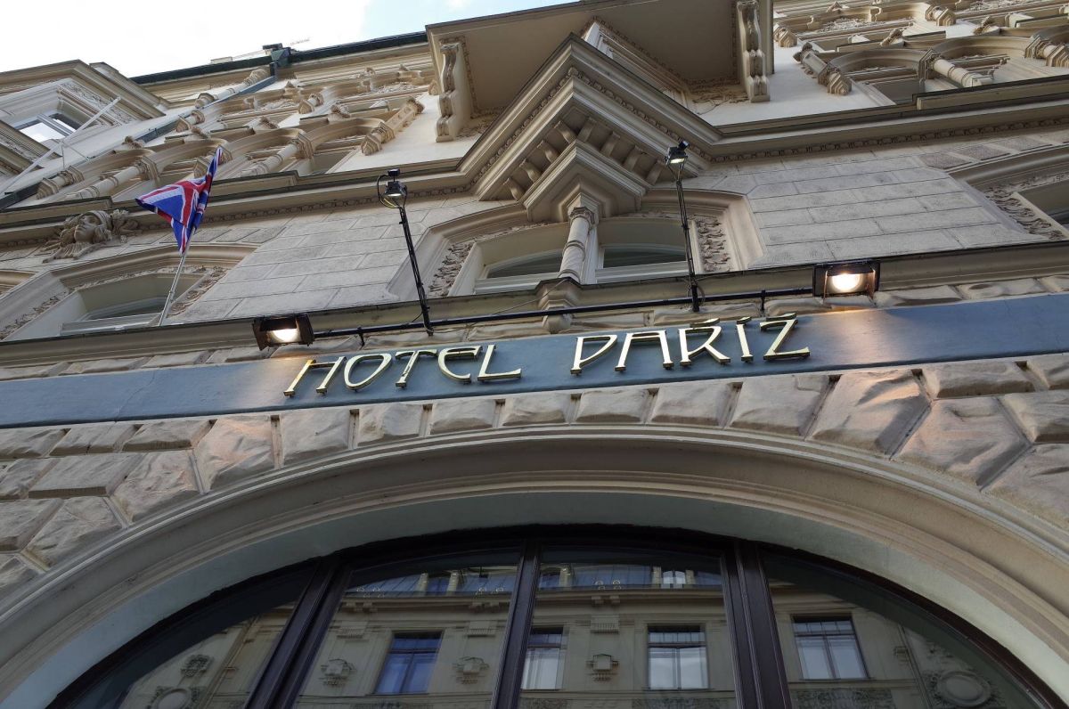 Отель Париж