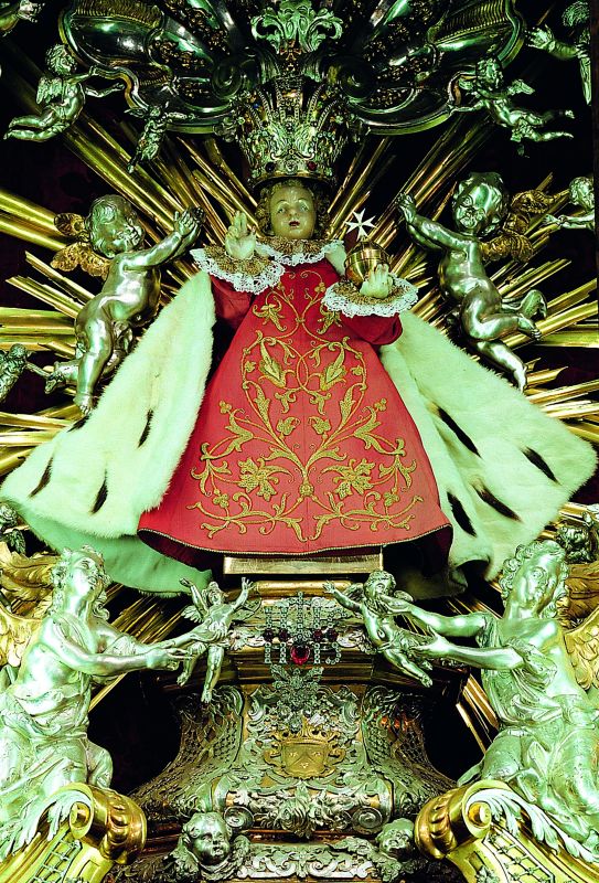 Продажа сувениров Пражского «Езулатка»