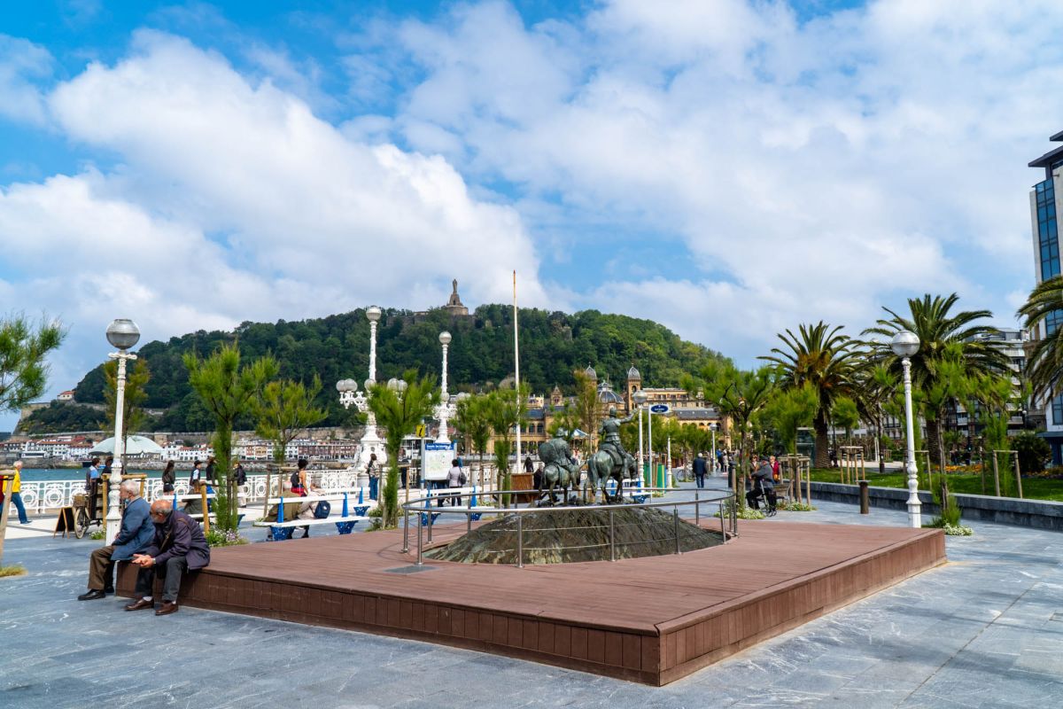 Площадь Сервантеса