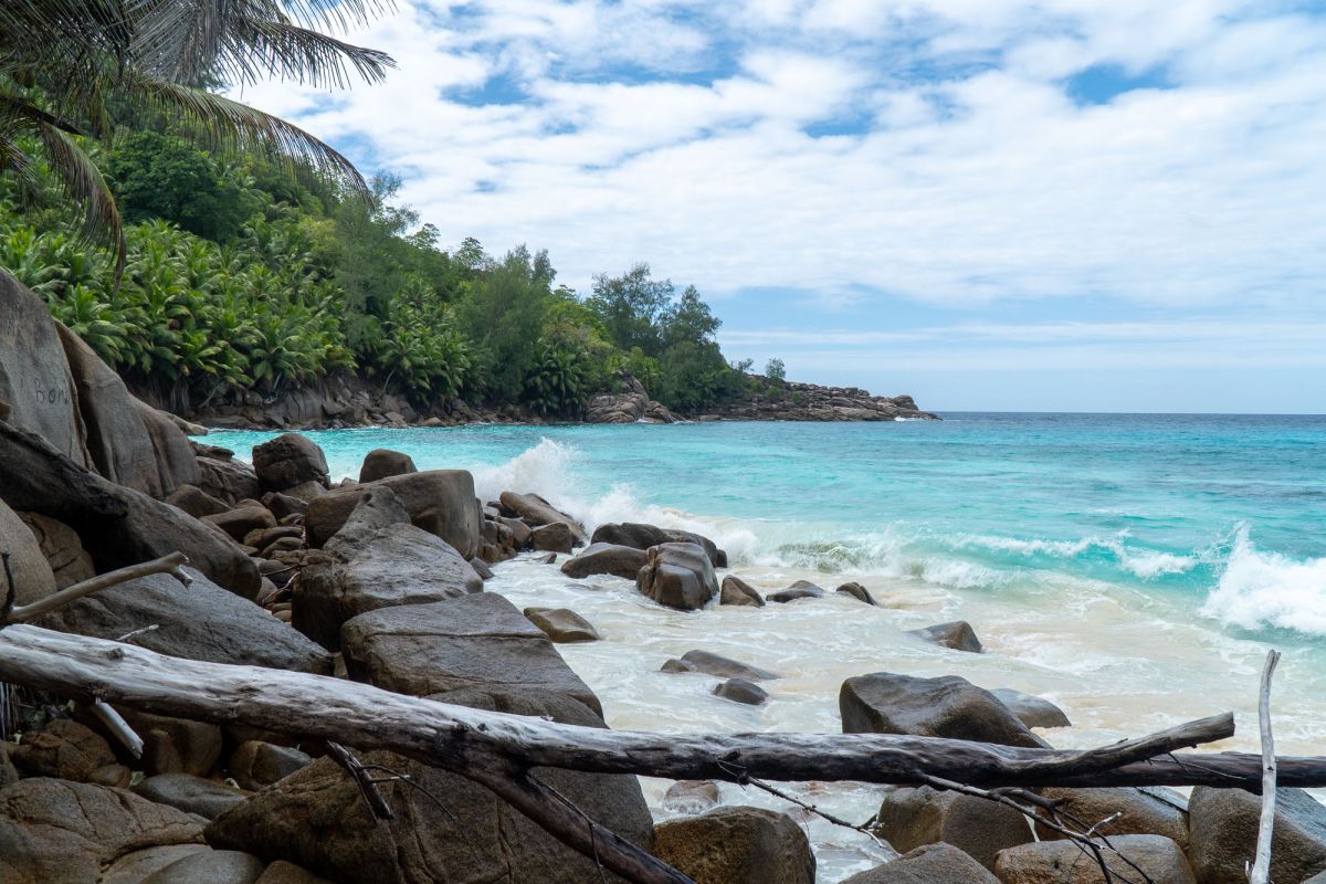 Пляж Анс Интенданс