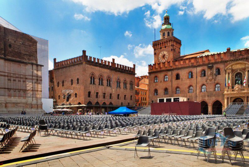 Пьяцца Маджоре