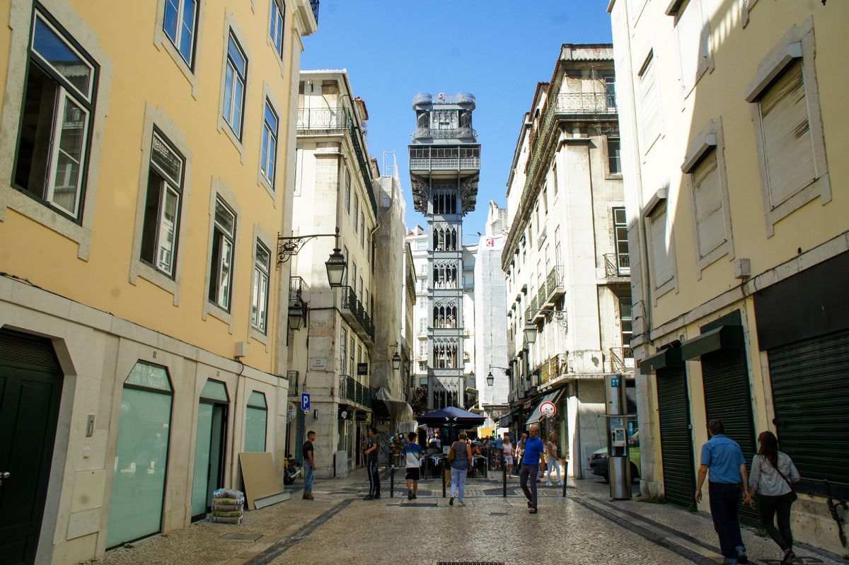 Руа Аугушта (Rua Augusta)