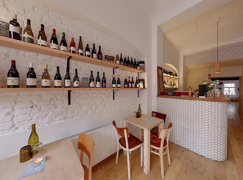 На берегу Роны (Na břehu Rhôny) – Francouzská