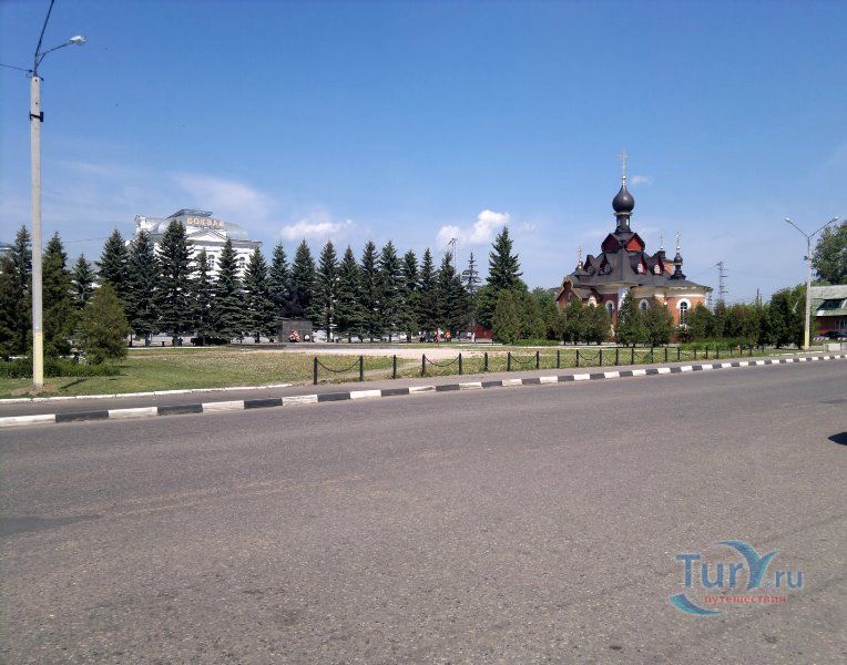 Комсомольская площадь