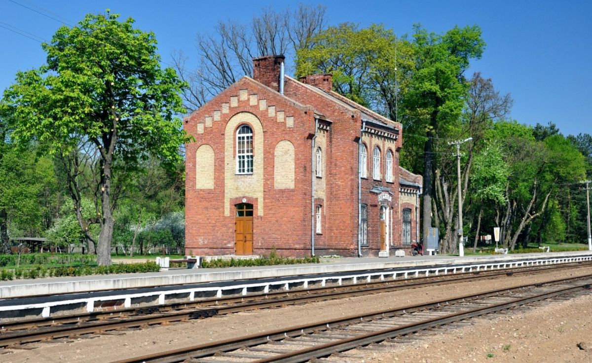 Железнодорожная станция Дубица