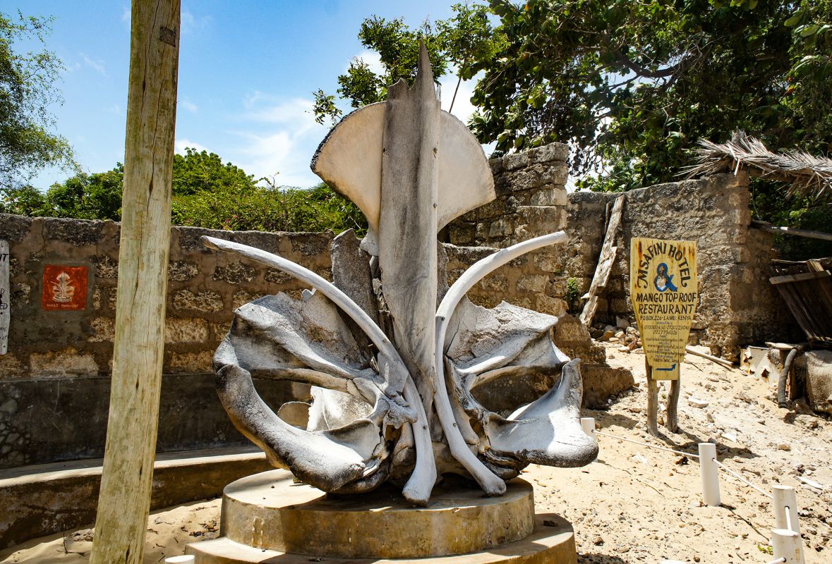 Msafini MangoTop Roof Hotel