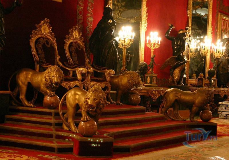 Королевский Дворец в Мадриде