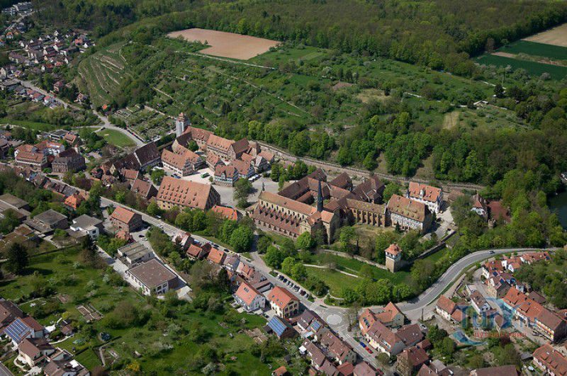 Монастырь Маульбронн