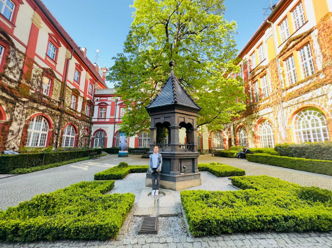 Внутренний двор Оссолениума