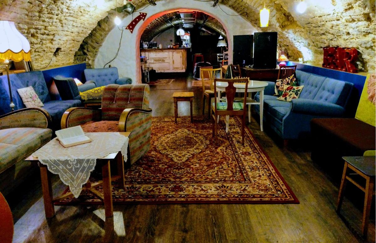 Бар Balta Baar & Vinüülid