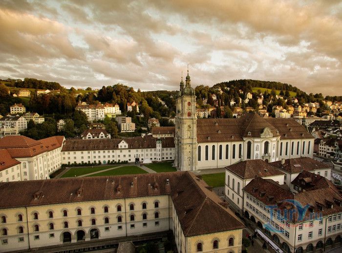 Библиотека аббатства Сент Галлен