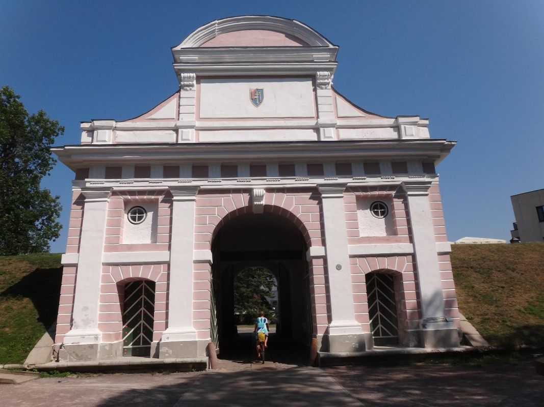 Таллиннские ворота