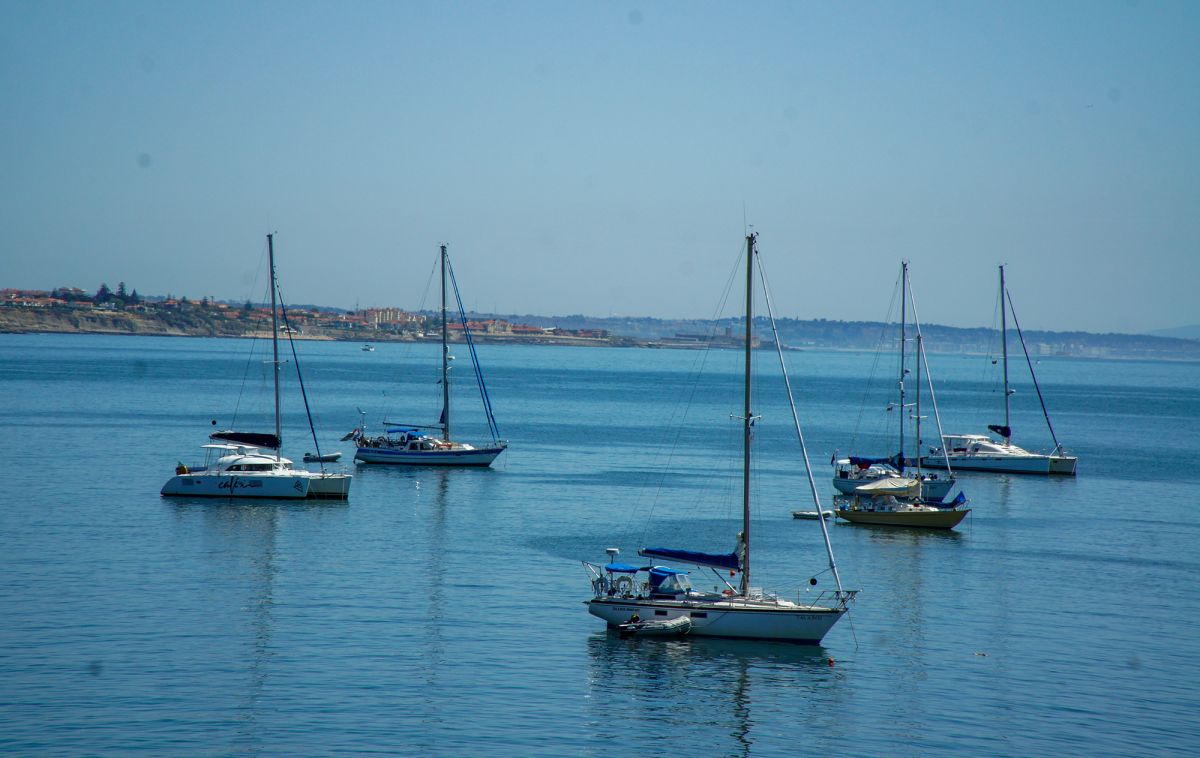 Пляж «Прайя-да-Дукеза» 