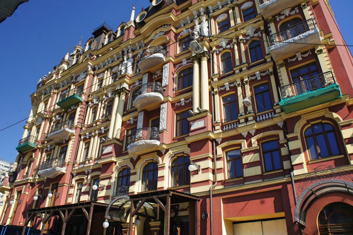 Доходный дом Сироткина (Гостиница Ренессанс)