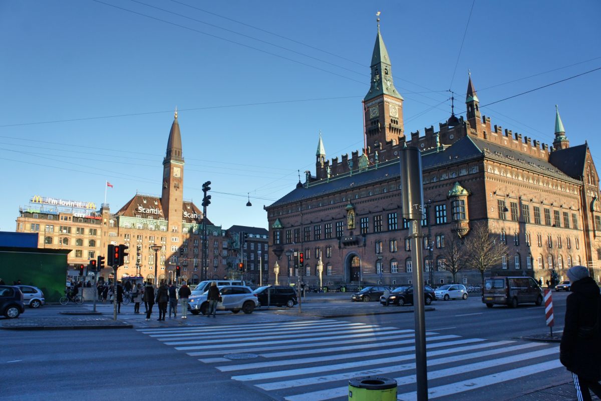 Ратушная Площадь