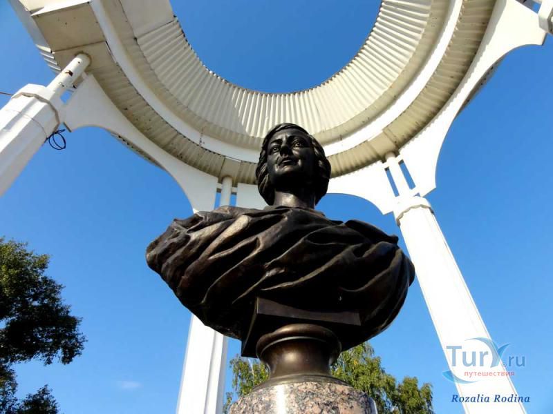 Памятник Марины Цветаевой