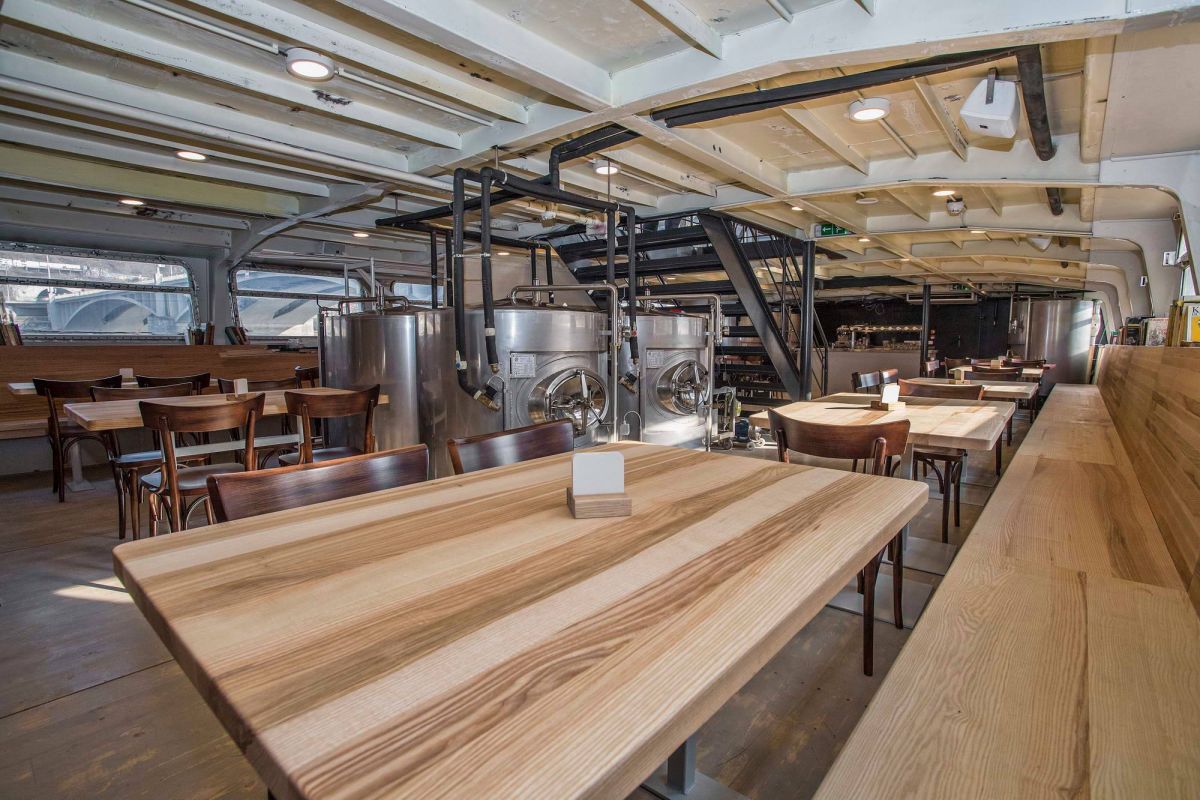 Корабль «Пивовар» (Loď Pivovar)