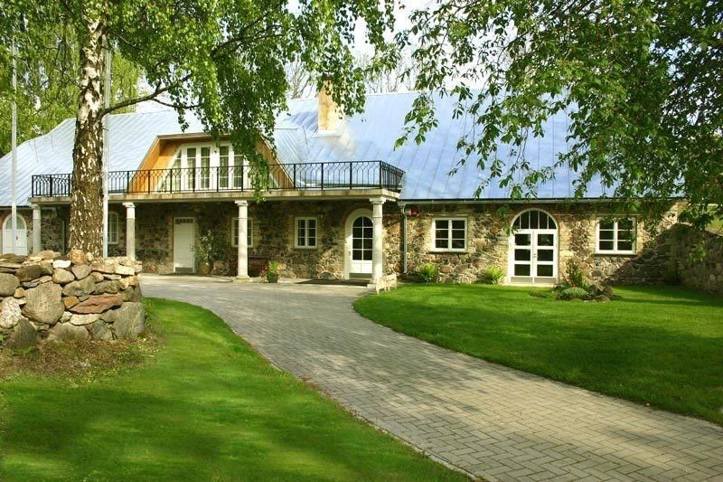 Поместье Пядасте