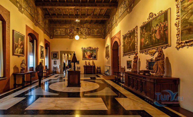 Палаццо д'Аккурсио (Палаццо Коммунале)