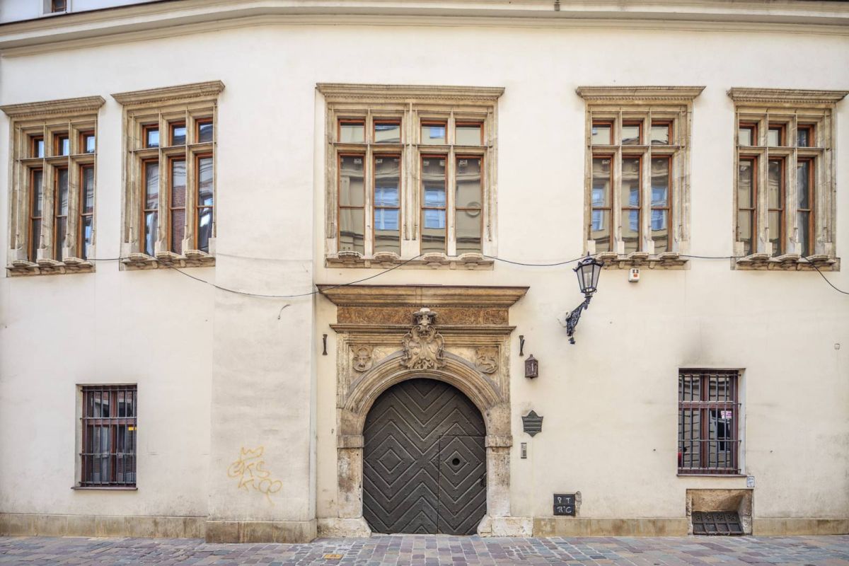 Улица Канонича