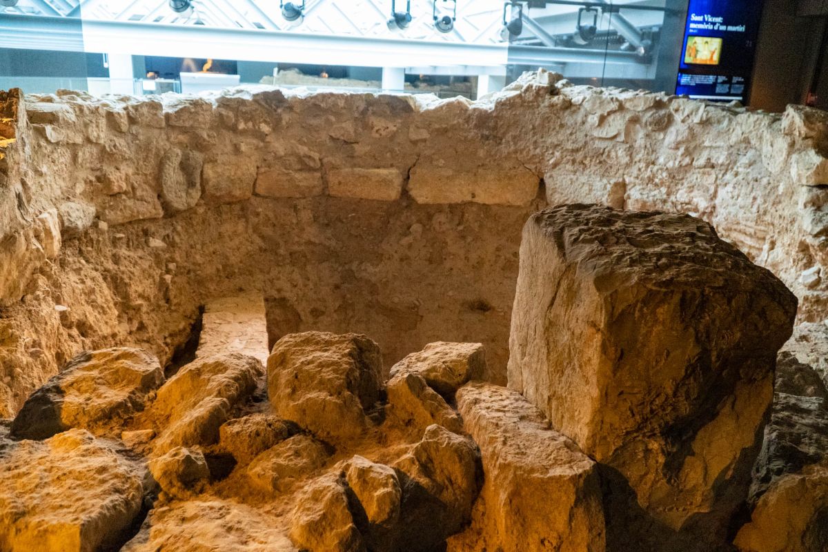 Археологический музей Алмоина