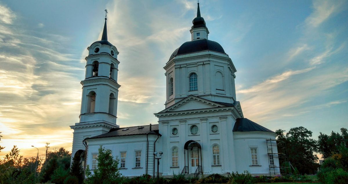 Храм Святителя Николая Чудотворца в усадьбе в Клёново