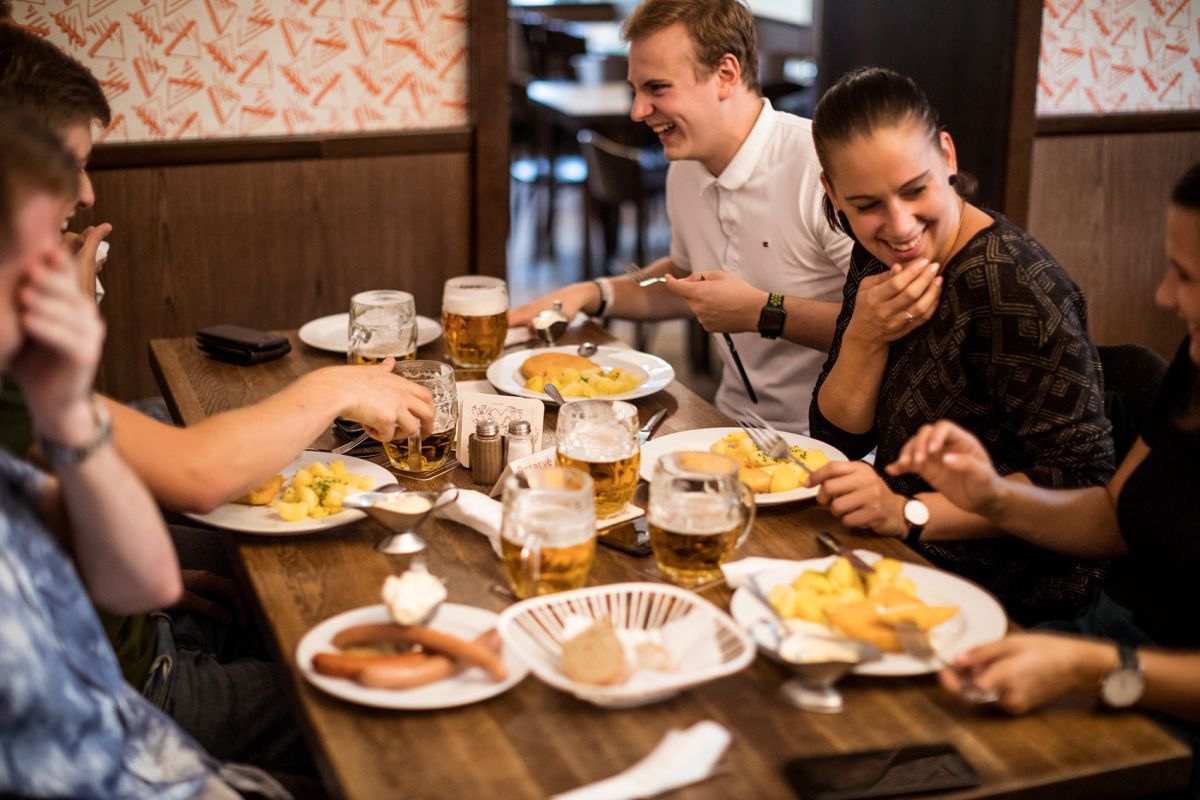 Ресторан Lokál Hamburk