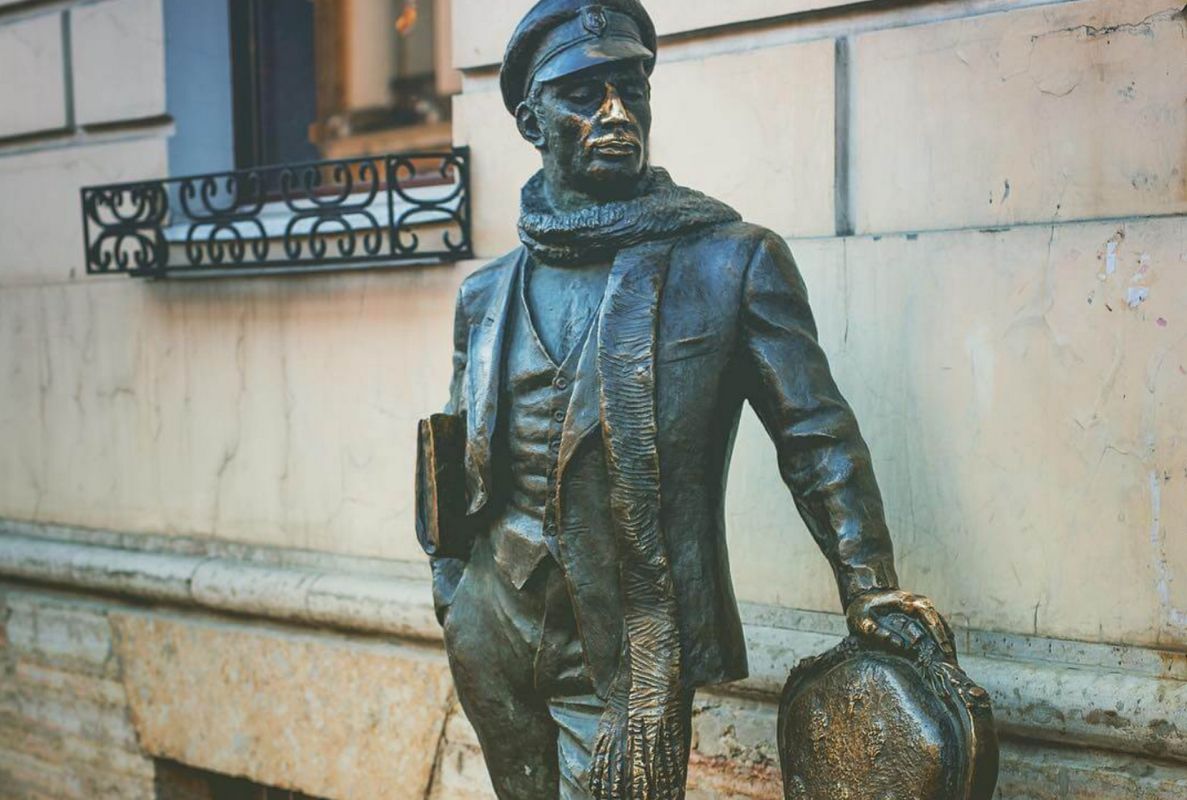 Памятник Остапу Бендеру