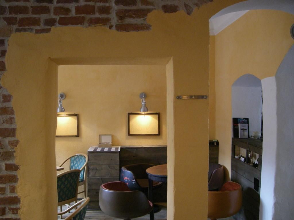 Винный бар Vein ja Vine