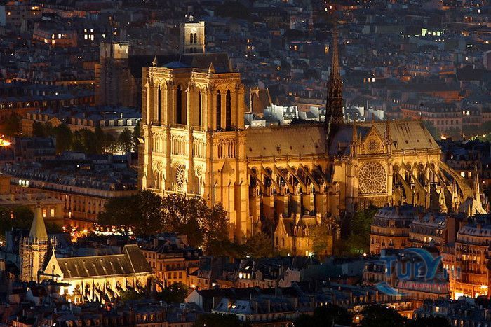 Собор Парижской Богоматери - Нотр-Дам де Пари